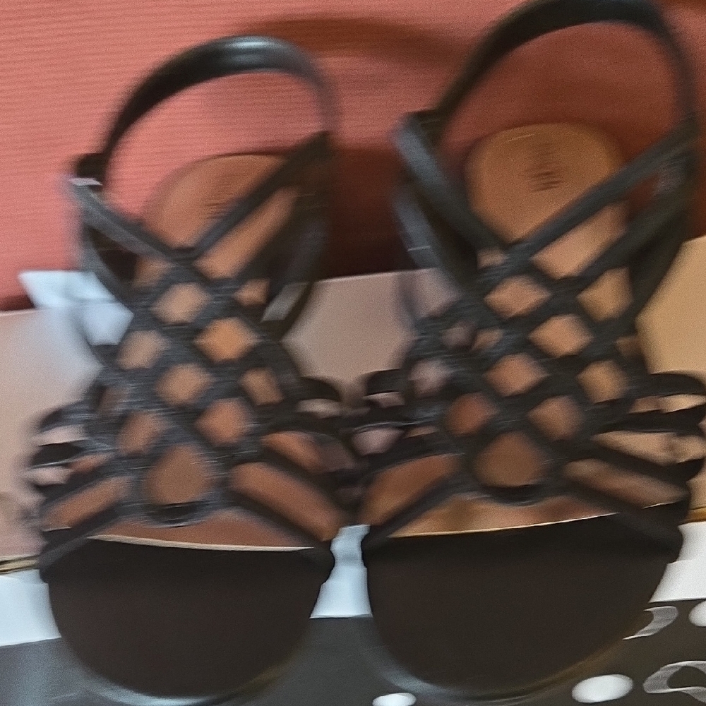 East 5th Black Strappy Sandals
